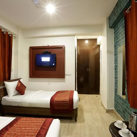 Hotel Airport Star New Delhi Luaran gambar
